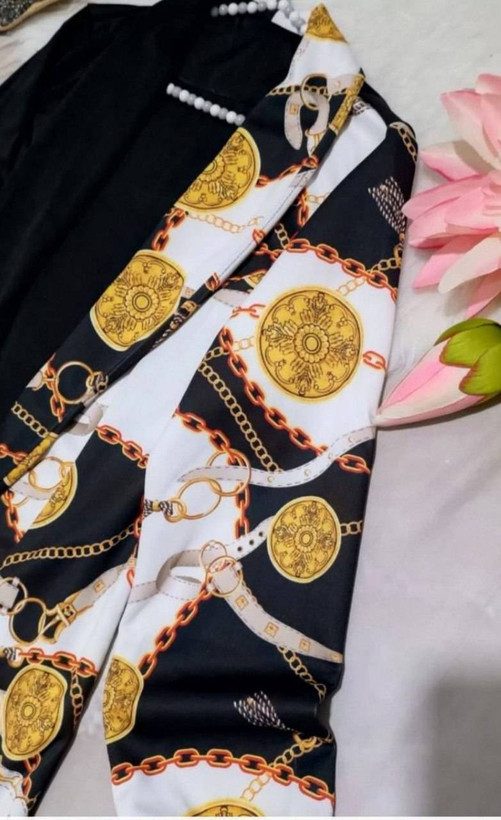 مانتو شیک و جذااب کیفیت عالی✅😍700بی بی دخت