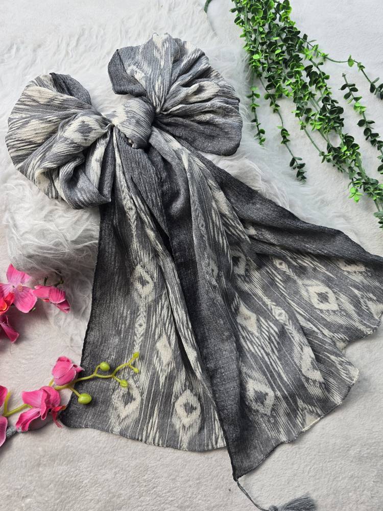 شال کریشه لوزی کیفیت بالا زیبا وخاص در رنگ بندی متنوع و جذاب 😍❤️ کد۶۸۷۷ ست شو