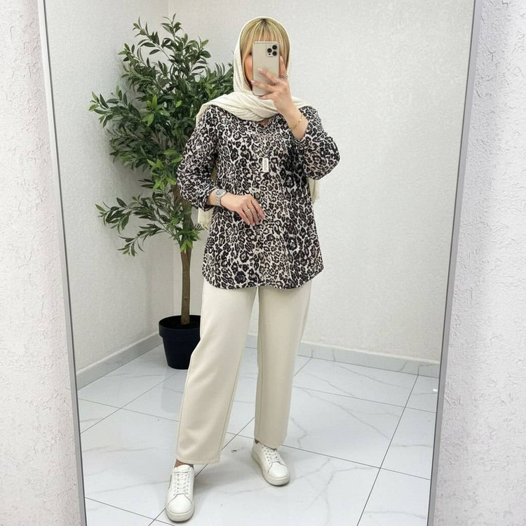 شومیز مانتویی پلنگی زیبا و ترند 😍✅ 101625ساتین
