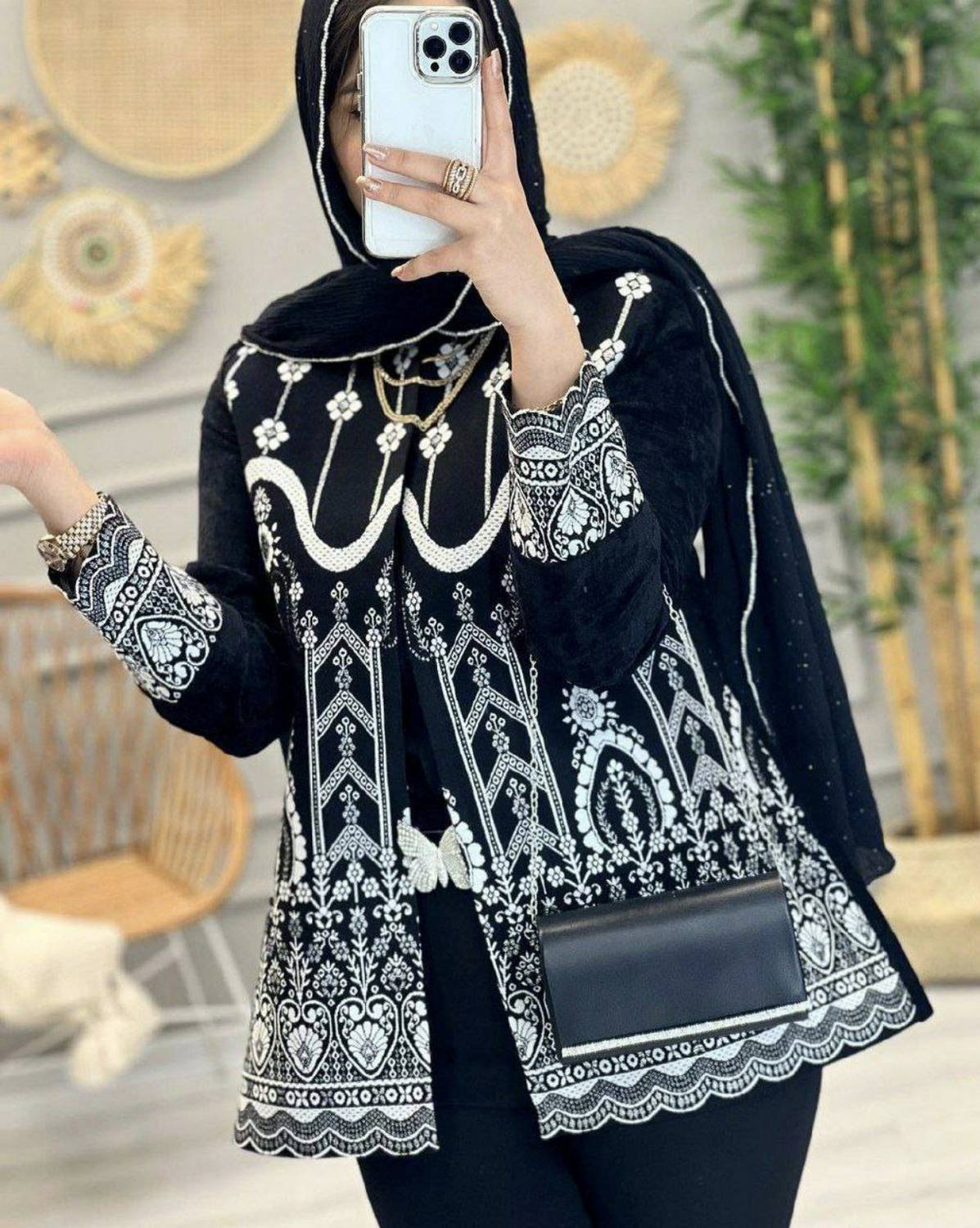 کت پنلی زیبا وشیک تنخور عالی کیفیت دوخت تضمینی تکرنگ مشکی 🥰🥰کد۱۰۶۴۴ راشین
