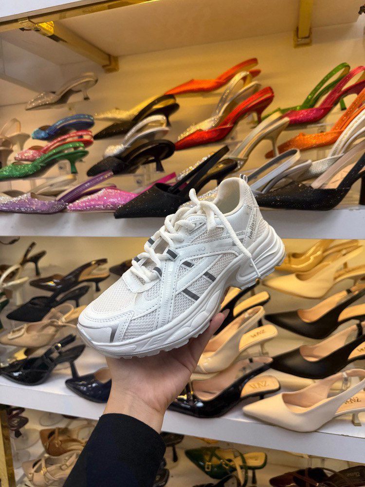 کتونی جدید با کیفیت عالی 🛍💞🎀💯ویدا