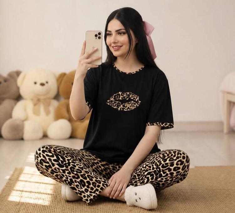 ست تیشرت شلوار فدرا زیبا و راحت ❤️✅12526الیشکا