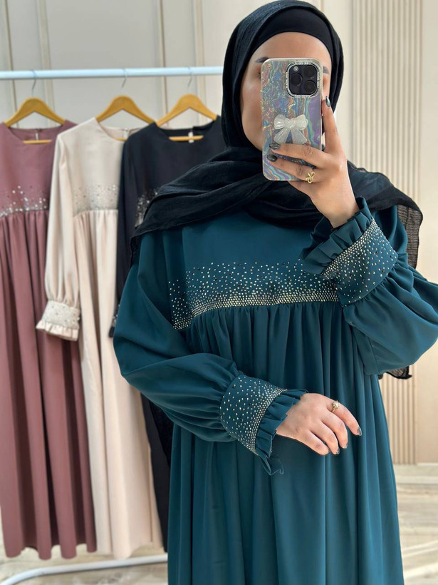 مانتو عبایی نگین کرپ ندا اماراتی در رنگ بندی زیبا کد 4049 امیگ