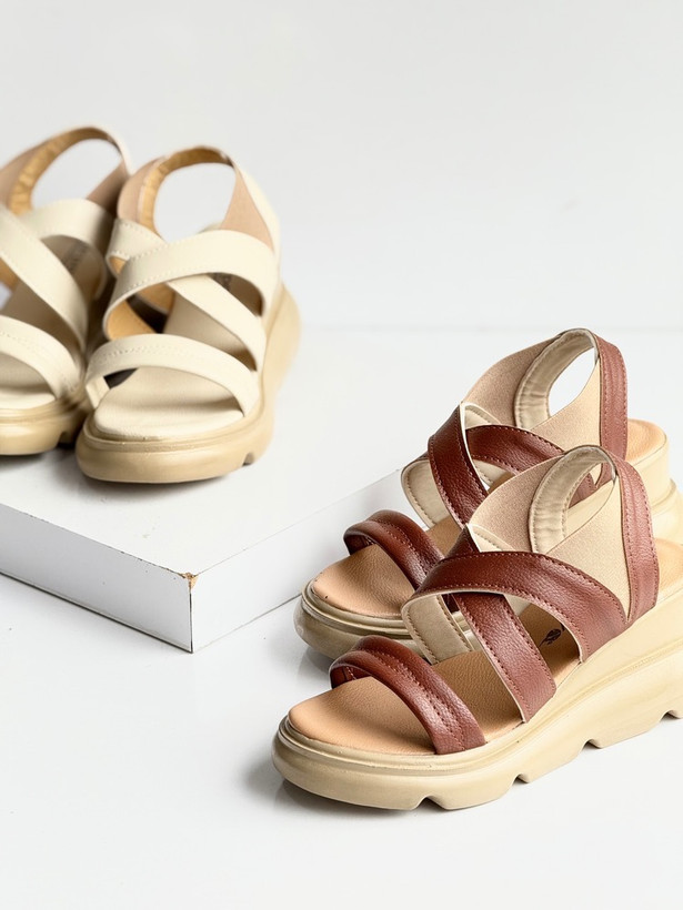 کفش صندل و راحت و با دو رنگ 🌈🥰🛍💞ویدا
