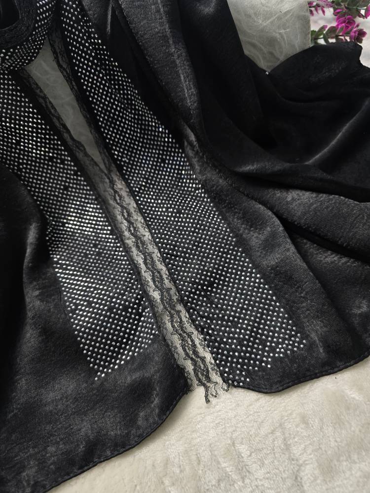 شال السا لب دانتل زیبا وجذاب در رنگبندی 🥰 🥰 کد ۱۳۳۳۲ ستشو