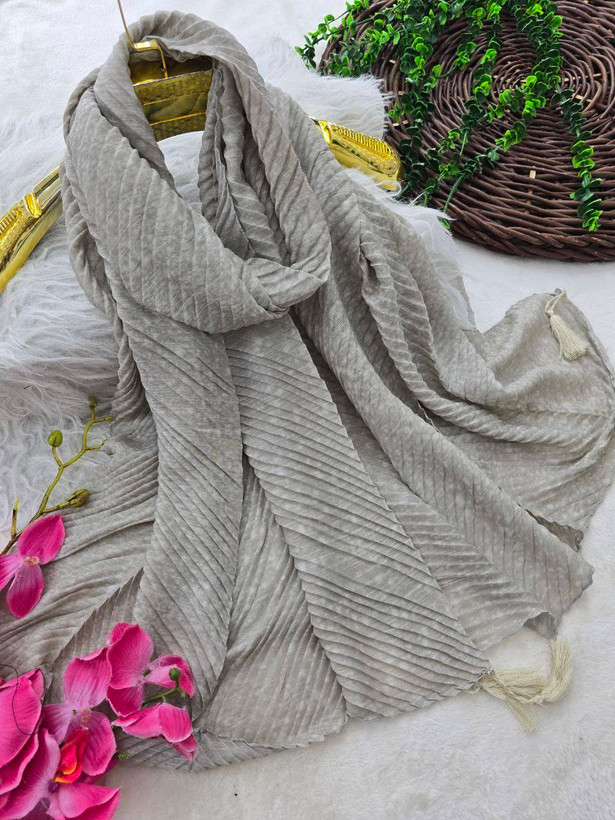 شال طیفی جنس حریر ژاکارد پلیسه زیبا و جذاب در رنگ بندی متنوع 😍😍کد۶۳۵۹ ست شو