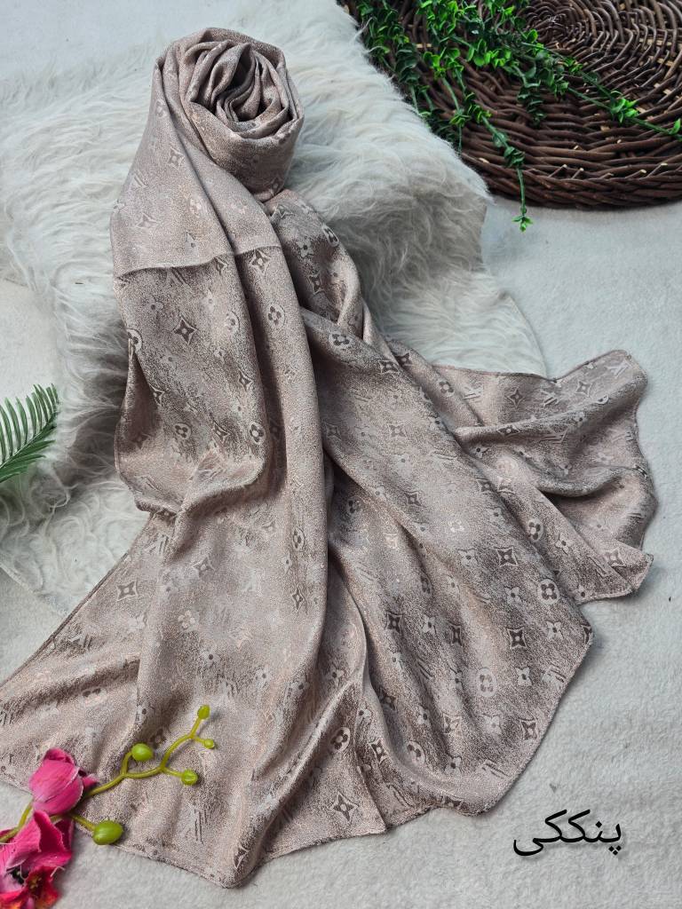 شال طلا کوب جنس ژاکارد پتینه دورو در رنگ بندی زیبا وشیک 🌈🌈کد۹۷۷۰ ست شو