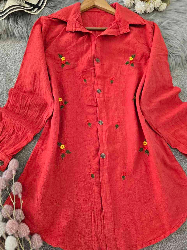 شومیز گل رز تک رنگ قرمز جذاب ❤️🎀کد 7269 کلار