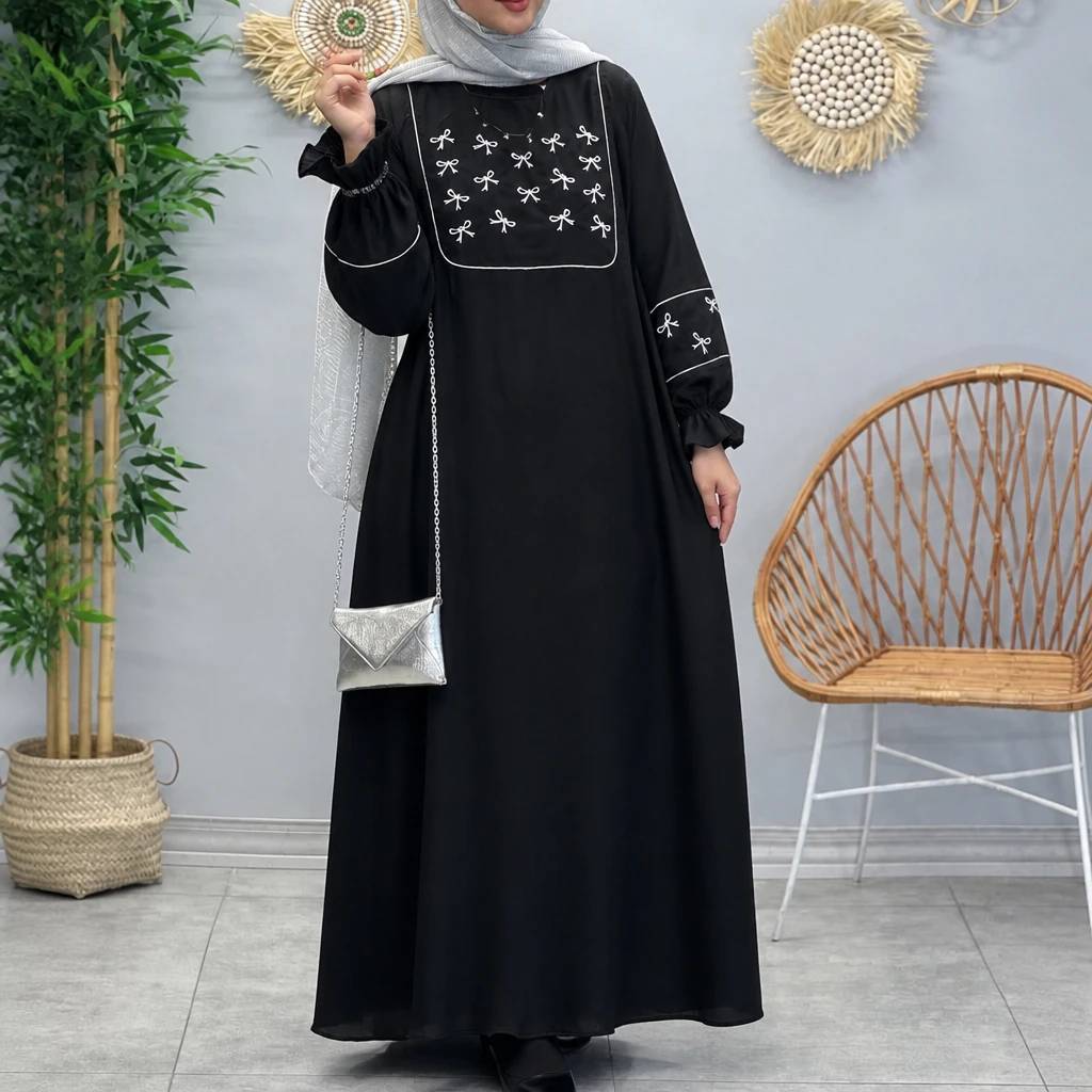 مانتو عبایی الیزه گلدوزی پاپیون🎀😍باکیفیت عالی🍀👌 چیچک15773
