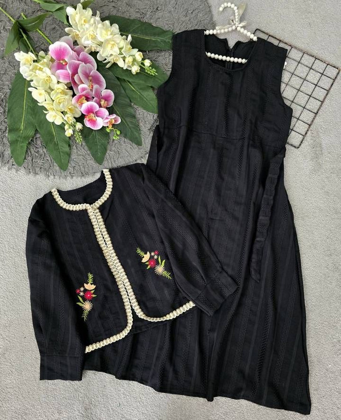 مدل کوکی با کیفیت گلدوزی 🎀🌈💞۱۰۲۴۴ نفیس
