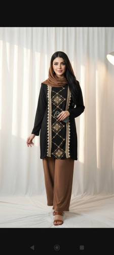 شومیز سنتی جذاب با کیفیت عالی تک رنگ مشکی کد 100199 ارغوان