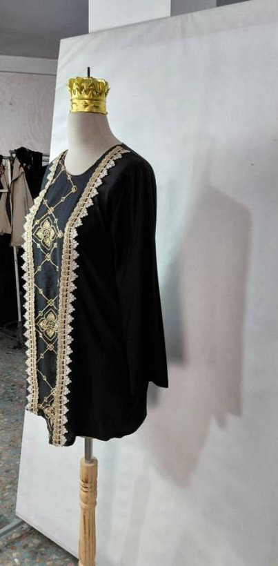 شومیز سنتی جذاب با کیفیت عالی تک رنگ مشکی کد 100199 ارغوان