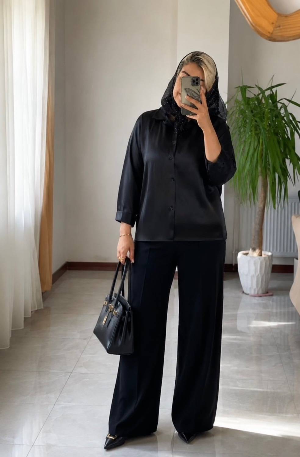 شومیز ساتن رضوان تک رنگ مشکی جذاب🖤🥰کد 646 آدراپانا