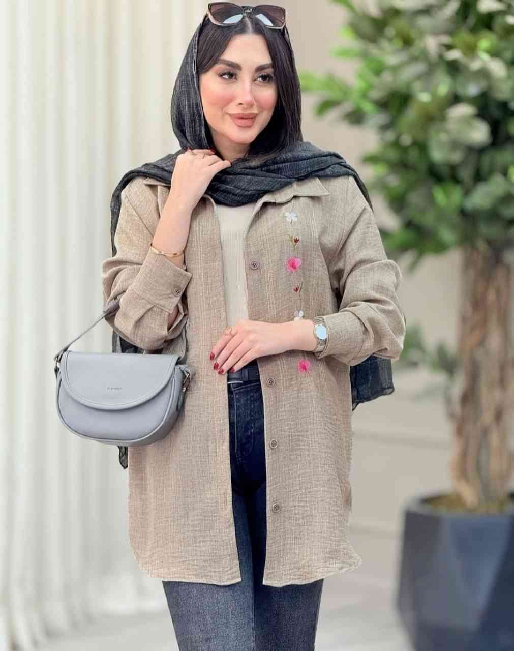 شومیز مانتویی شبدر با جنس شانتون 🎀💯🛍۸۱۴۳والیا