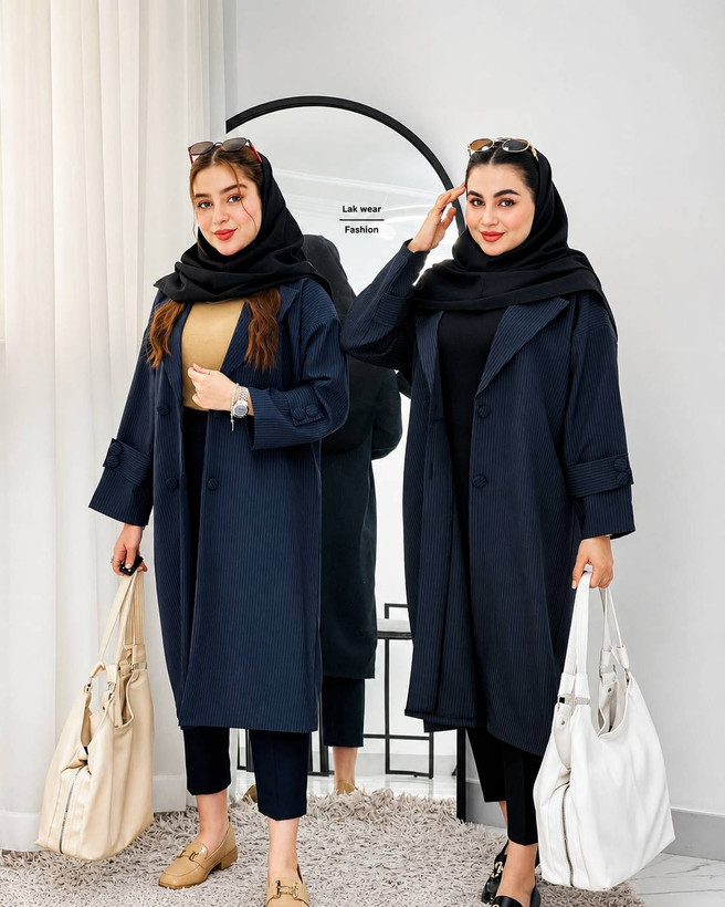 مانتو بلند دیپلمات کیانا با کیفیت عالی در دو رنگ زیبا کد 2658 شایسته