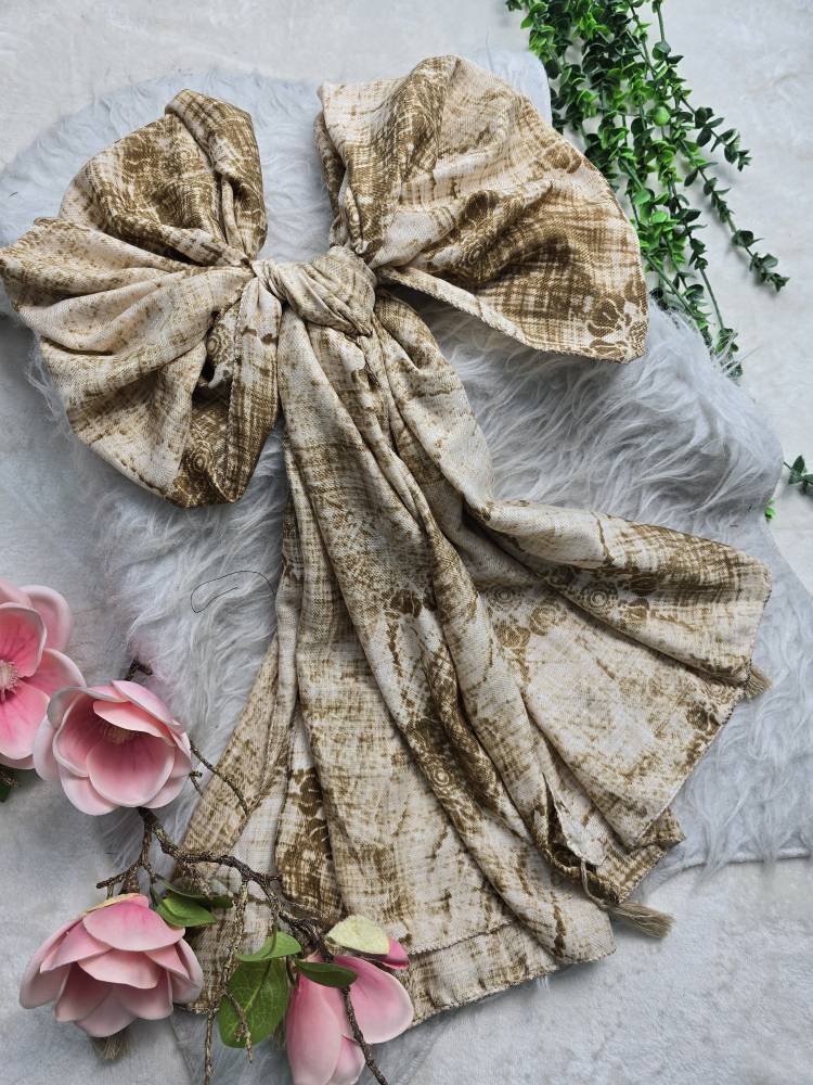 شال مینیاتور زیبا وجذاب کیفیت درجه یک تک رنگ نسکافه ای 🎀 🎀 کد۱۲۷۷۲ ستشو