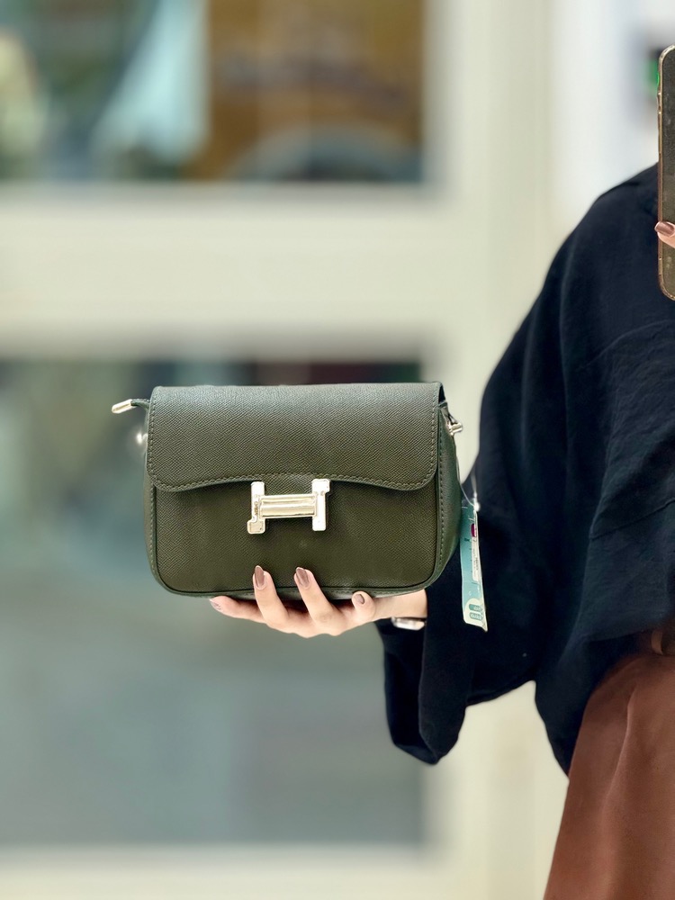 کیف‌اچ‌قفل دار  ابعاد۲۰/۱۴ 🛍🌈🎀ویدا