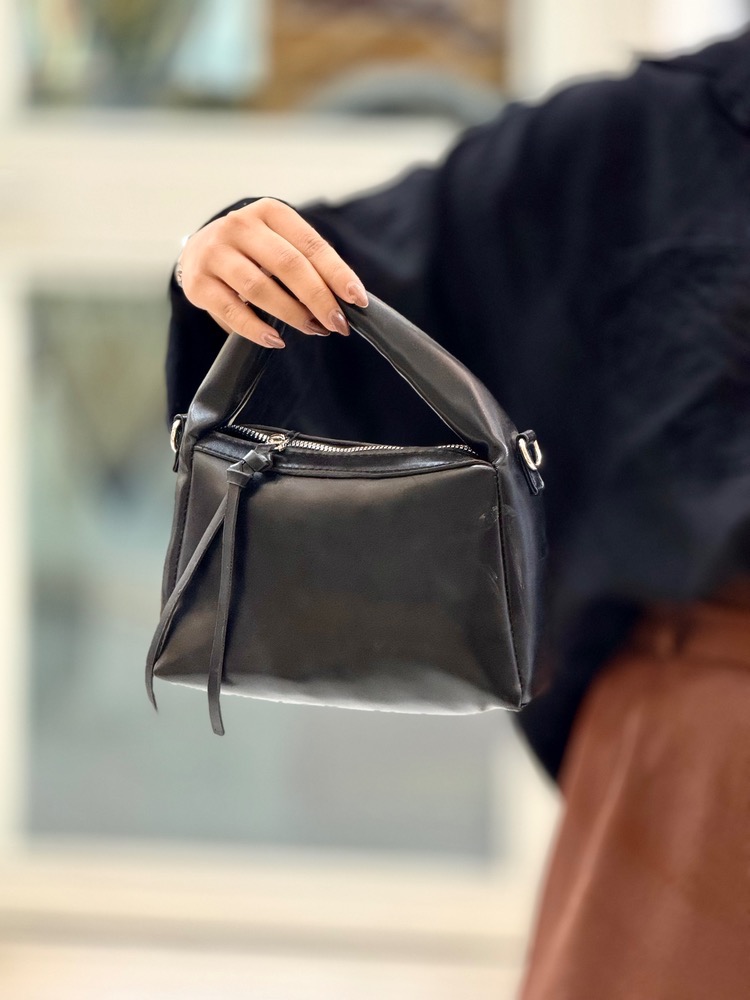 ابعاد ۲۱/۱۶ دارای بند بلند 🌈💯🎀🛍ویدا