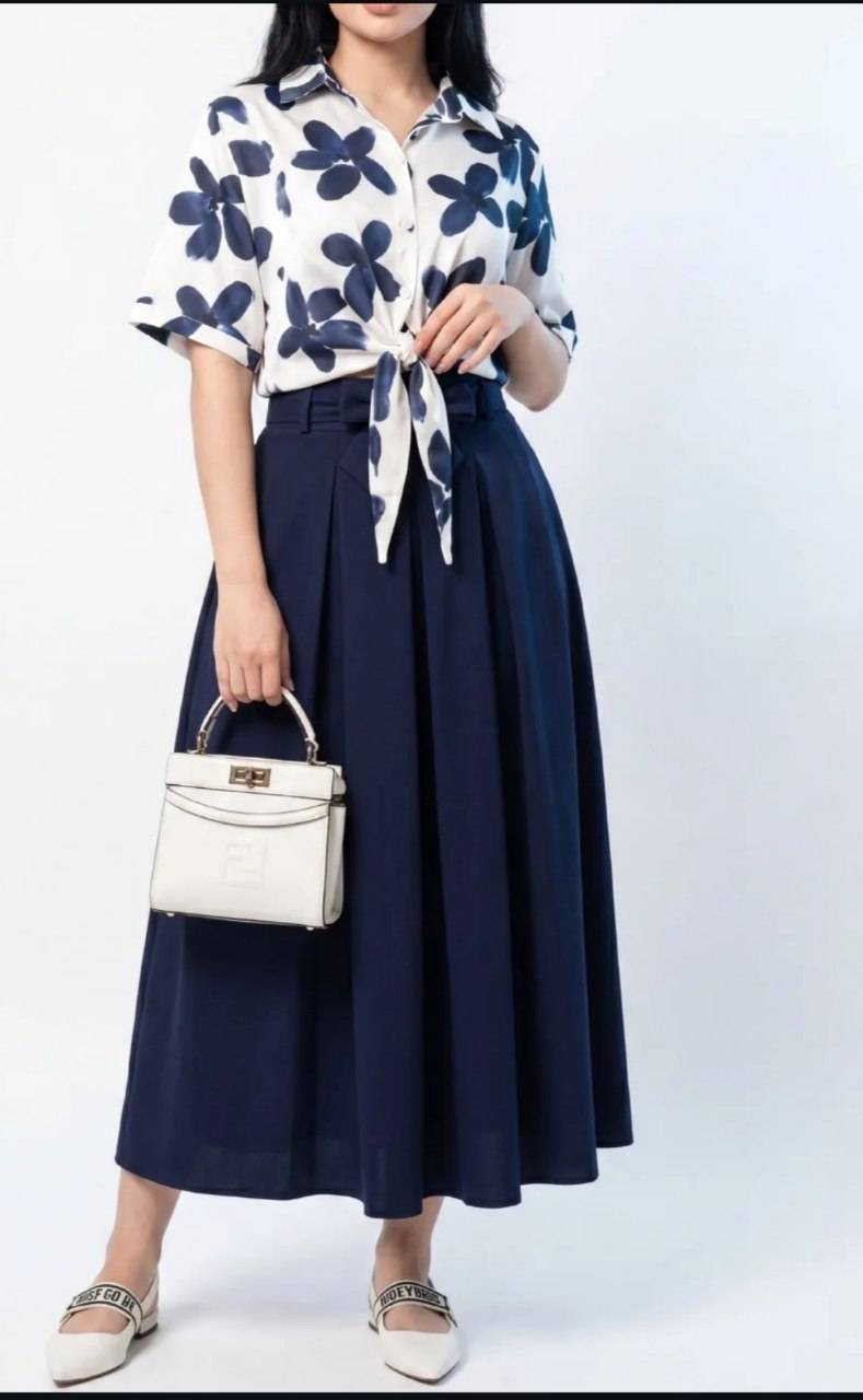 شومیز دامن زرگل تنخور زیبا و شیک 🥰🎀کد676 آدراپانا