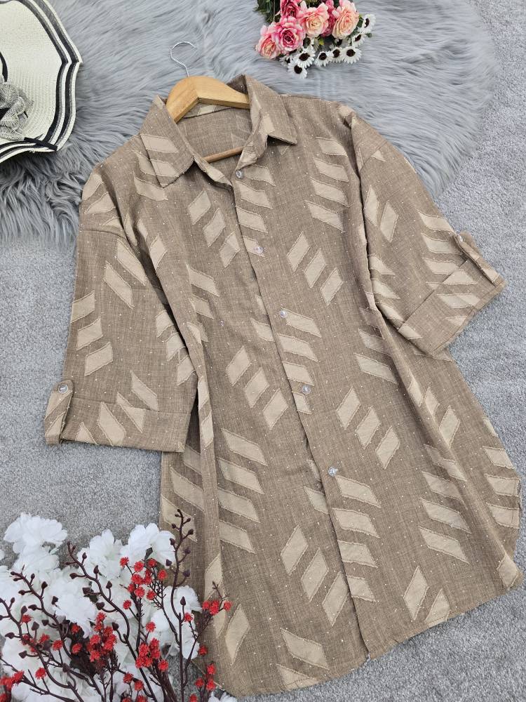 شومیز نگینی کسمه فتانه در رنگ بندی شیک 🥰🎀کد20762 کلار
