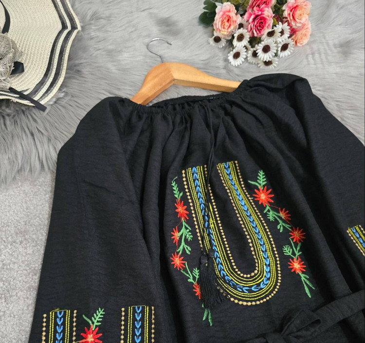 شومیز تارا تنخور زیبا و رنگ بندی شیک 😍❤️کد 18375 کلار