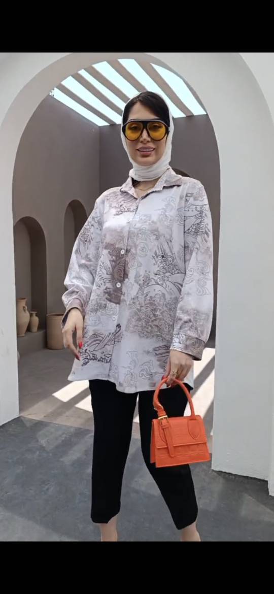 شومیز مانتو کیمونو مچ پاکتی زیبا و شیک در رنگ بندی 🌈 🌈 کد ۵۹۵۳ فاروین