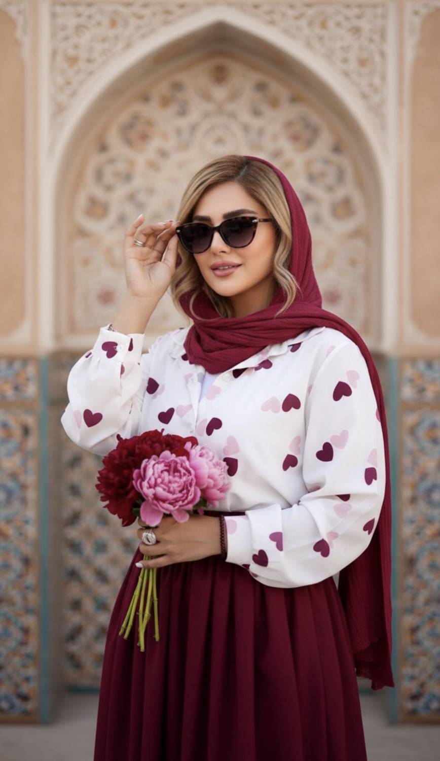 سه تیکه قلبی شومیز دامن و کمربند زیبا وشیک تنخور عالی در رنگبندی 🎀 🎀 کد ۲۰۹۳۱ راشین