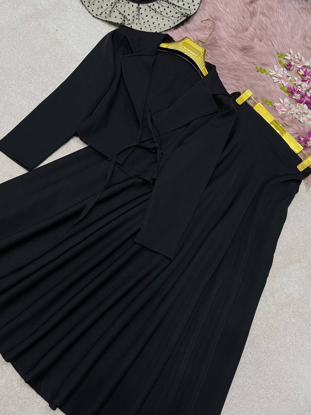 کت و دامن تابنده کرپ مازراتی🛍💓۱۳۸۰۹ نفیس