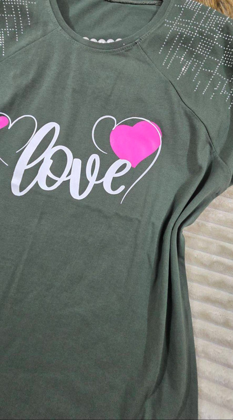 تیشرت باکسی نگینیLOVE در رنگ بندی کد 75991 تارا