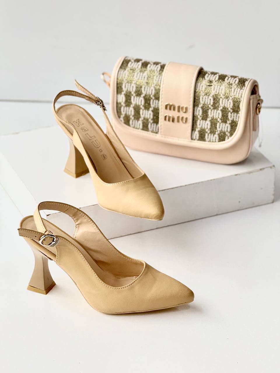 کد126پشت باز چرم  کیفیت عالی با ضمانت قالب استاندارد 🛍🌈💯💯ویدا