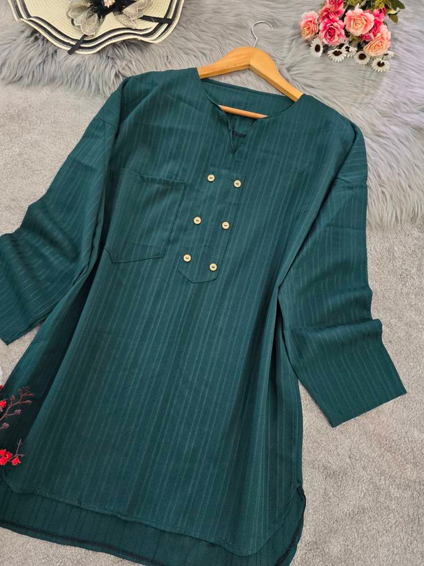 تونیک آیوای ریحانه🌈با رنگ بندی و کیفیت عالی✅والی18030