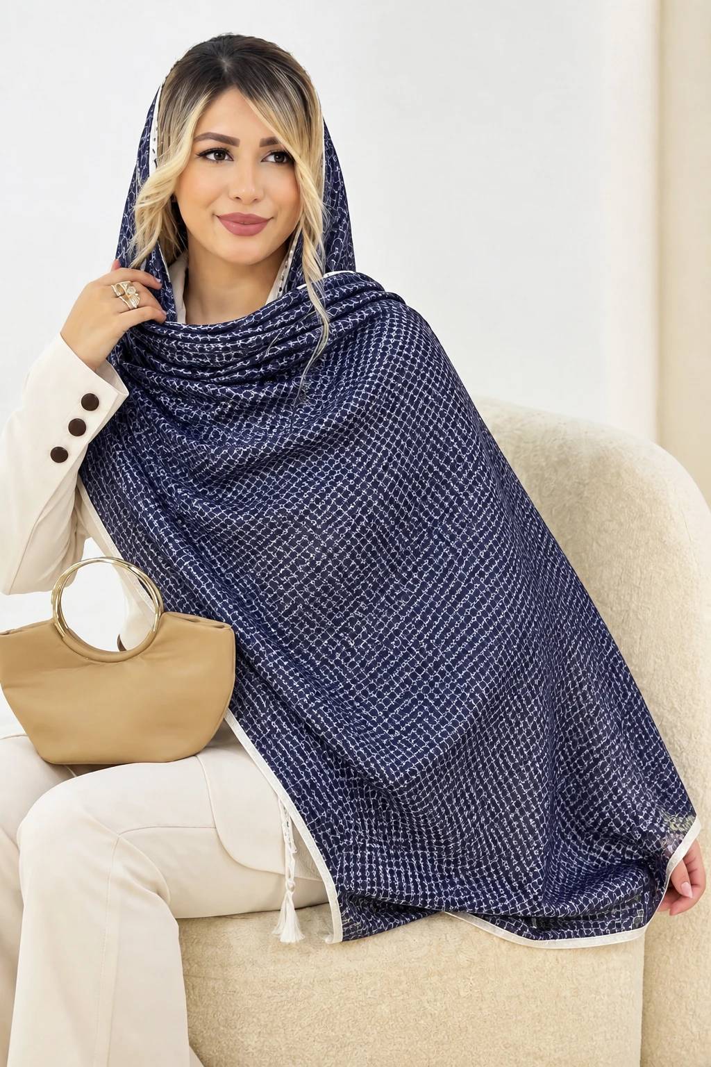 شال گوچی برشکا با کیفیت💯🛍🌈۱۶۵۷۳ نفیس