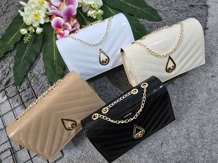 کیف مونا چرمی ورنی 💯🎀🛍🌈۱۶۲۹۷ نفیس
