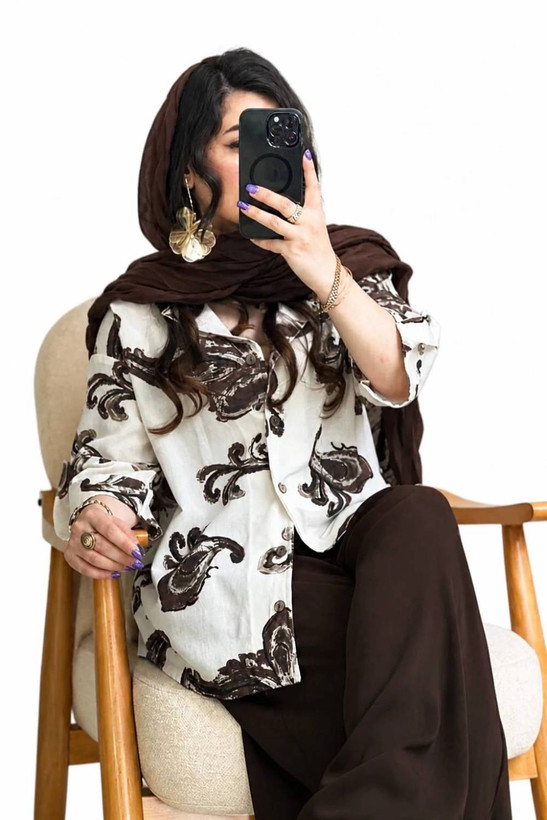 شومیز رویانا الیزه طرح دار در رنگبندی 🥰🥰کد۲۱۴۳۰ ستشو