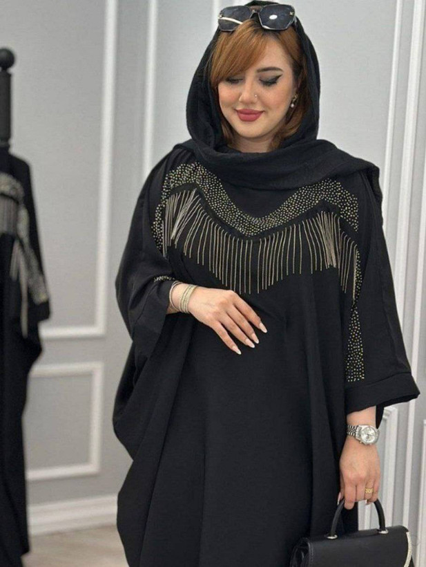 عبا مشکی تنخور زیبا و شیک 🎀🥰کد 15718 ماه